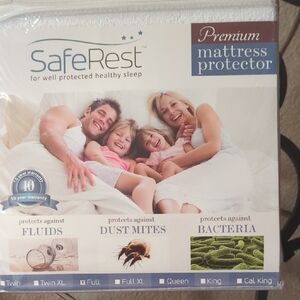 Premium Mattress Protector - White